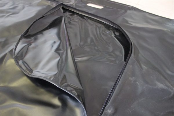 PVC body bag, with an envelope-style zipper, six built-in handles, and a document pocket-MD01 - Image 4