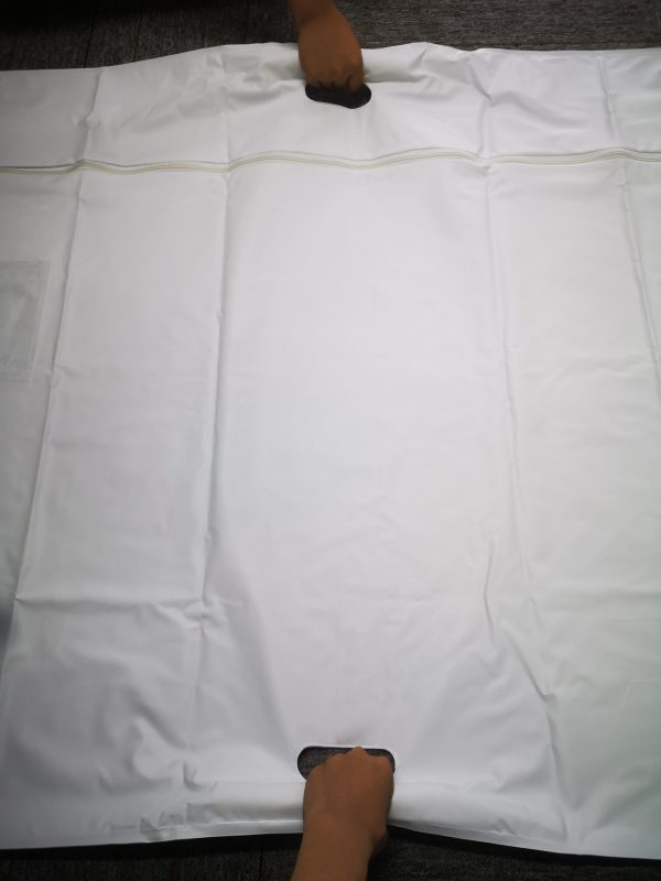 White PVC body bag, with an envelope-style zipper and six built-in handles-MD17 - Image 4